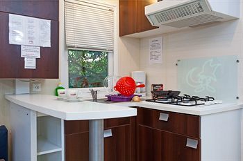 Best Holiday Hotel กรีโมด์ ภายนอก รูปภาพ